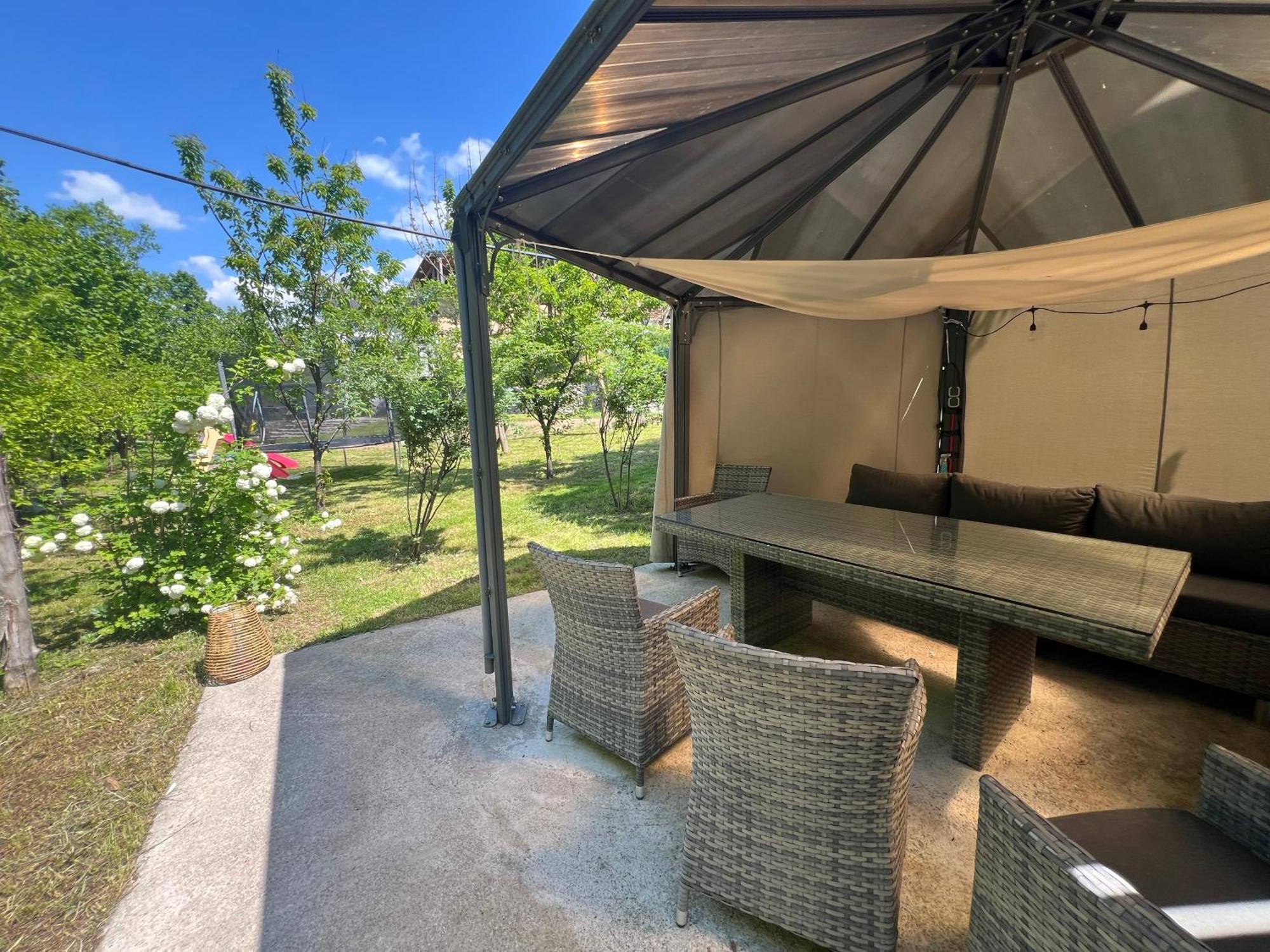 Anur Apartment Bihac Bagian luar foto