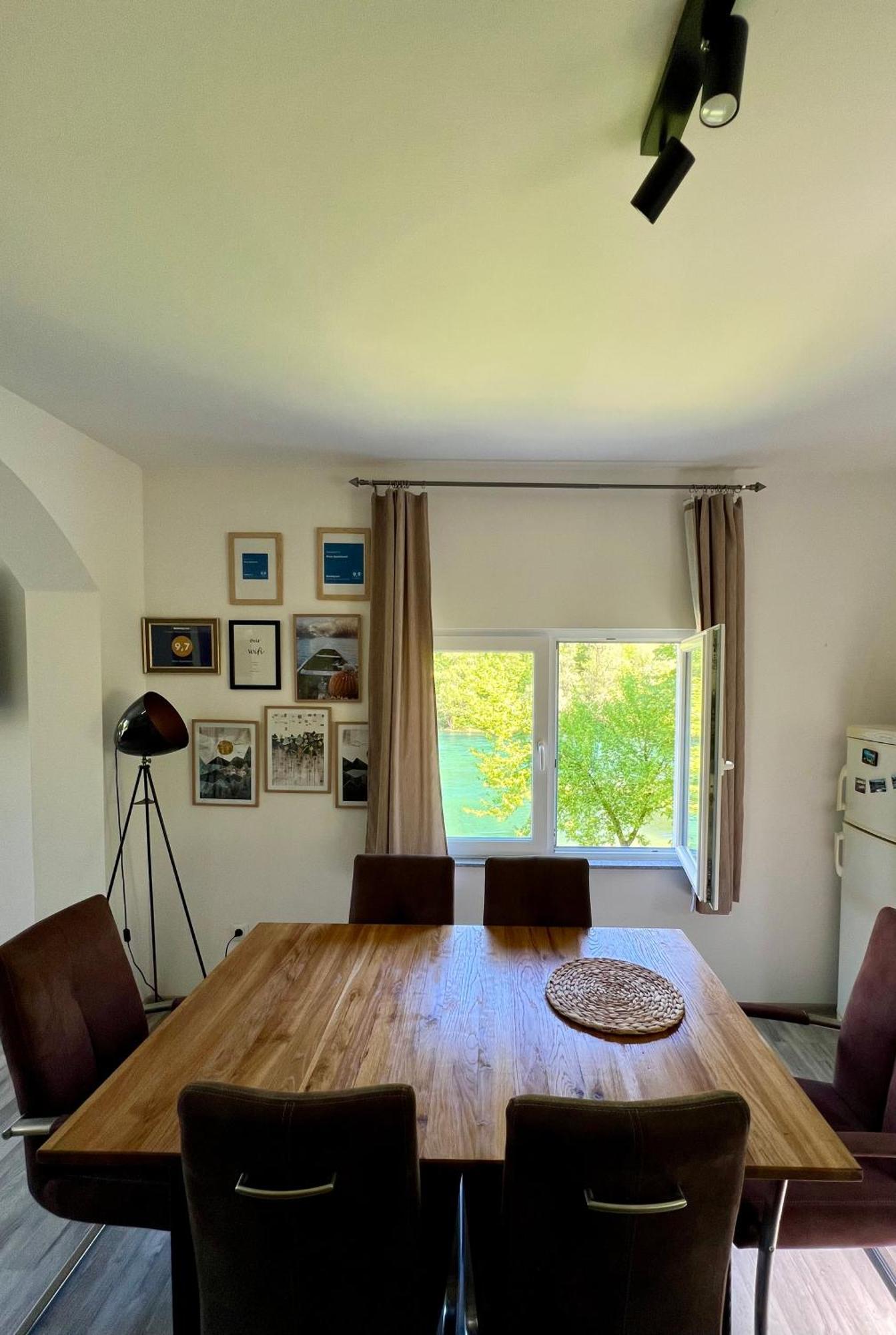 Anur Apartment Bihac Bagian luar foto